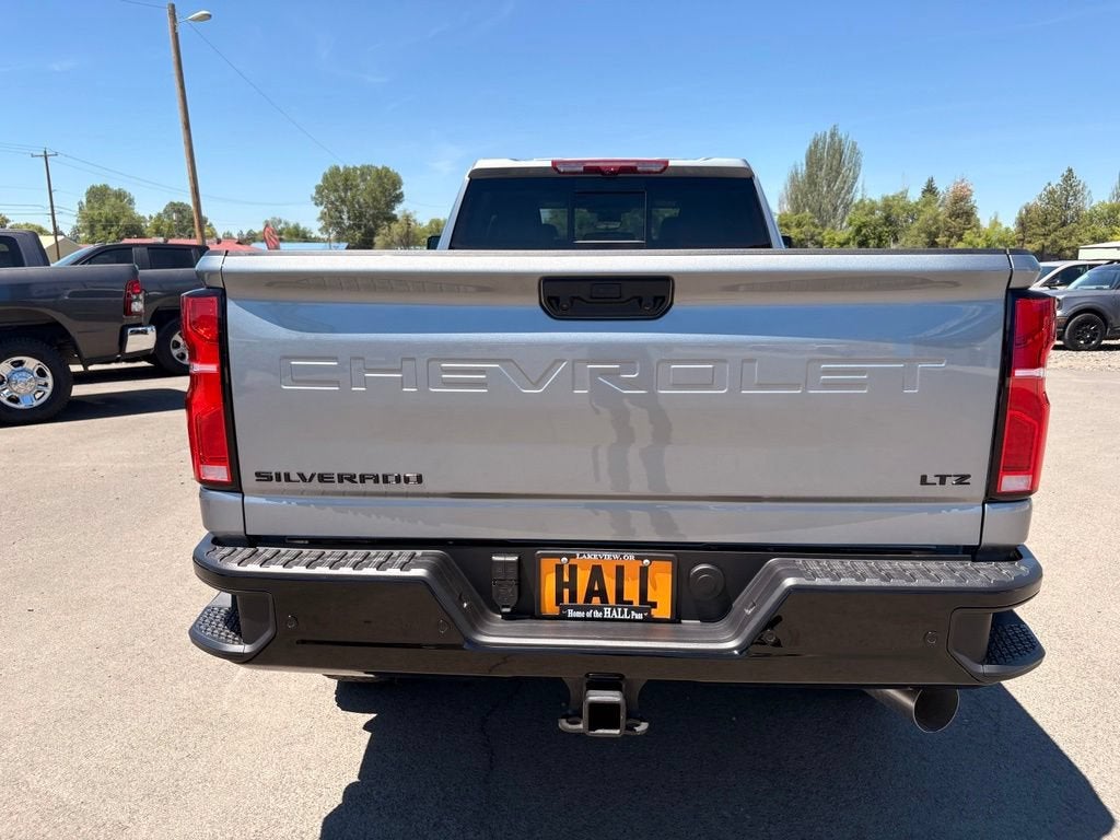 2026 Chevrolet Silverado 3500 HD — detail view